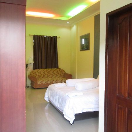 Permata Land Hotel & Resort Rantauprapat Екстер'єр фото
