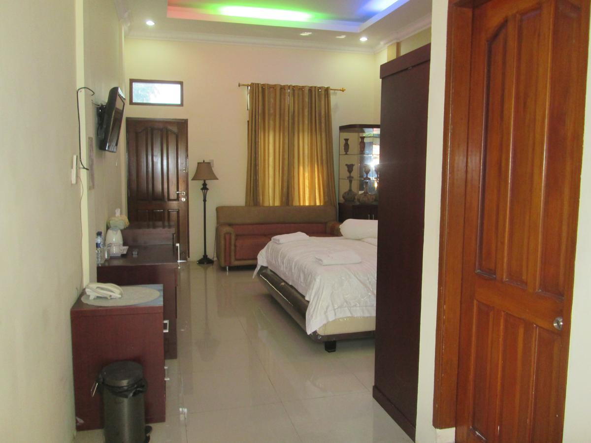 Permata Land Hotel & Resort Rantauprapat Екстер'єр фото
